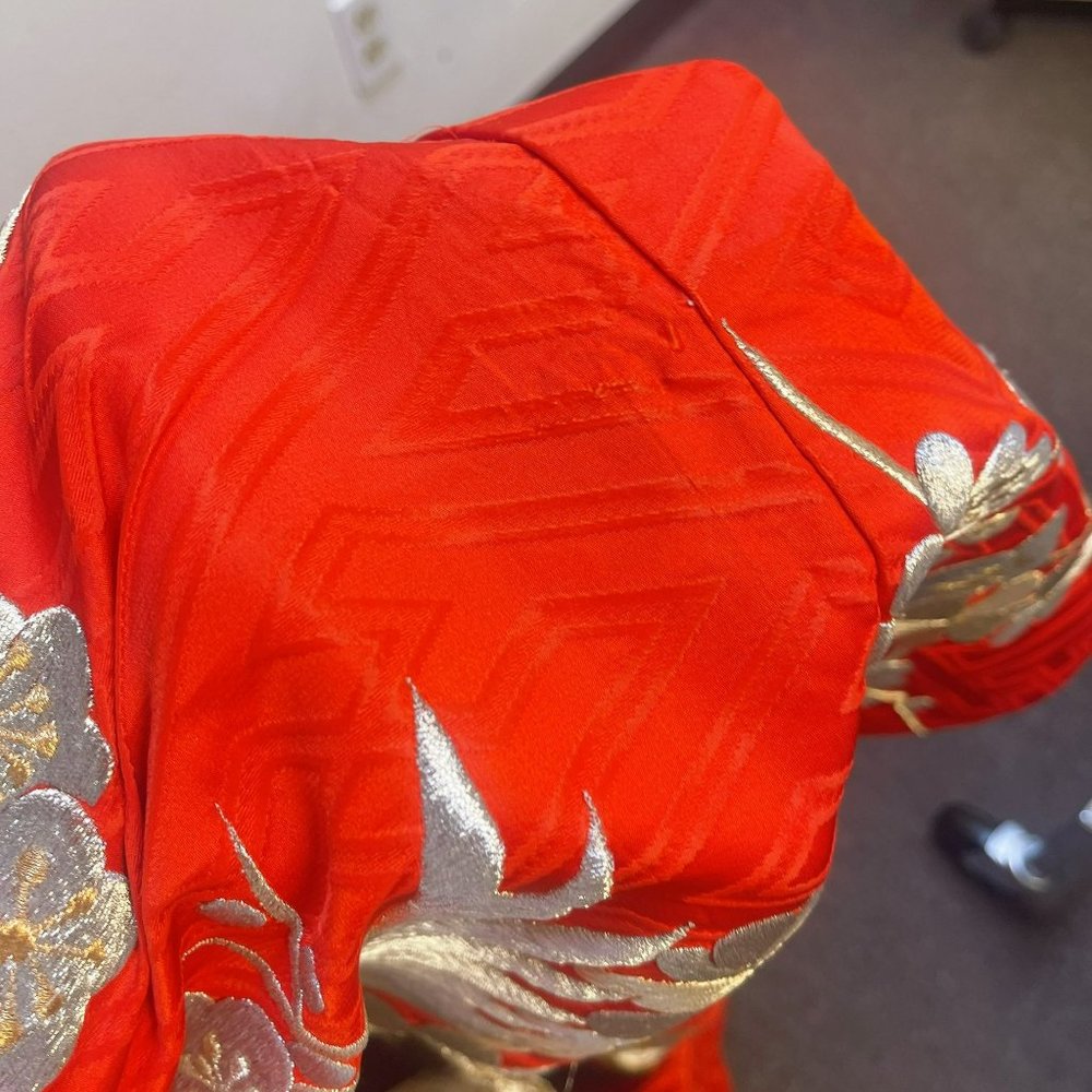Uchikake Rare Japanese Wedding Red Silk Gold Silver Thread Embroidery Kimono - Picture 11 of 12